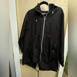 Stylish Black Raincoat with Drawstring by [Brand]